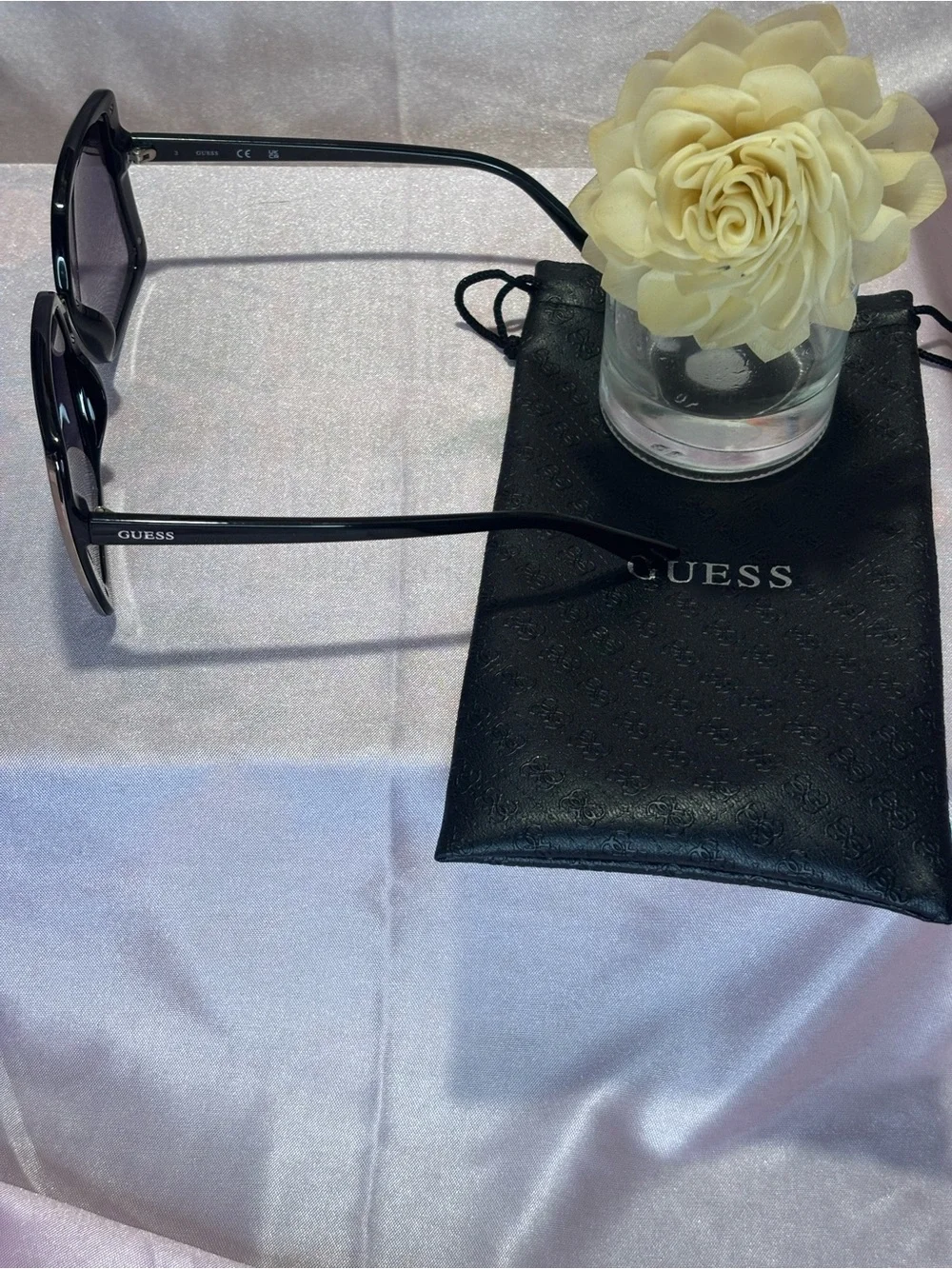GUESS Women's Black Frame Sunglasses with Gradient Lenses